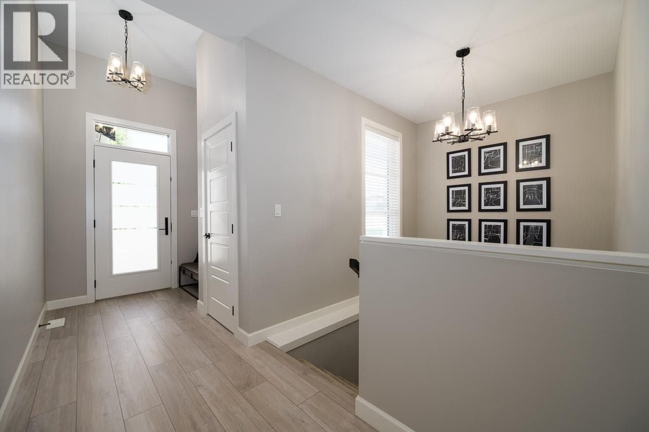 260 RUE CHEVAL NOIR Unit# 1, Interior REALTORS® — photo 3