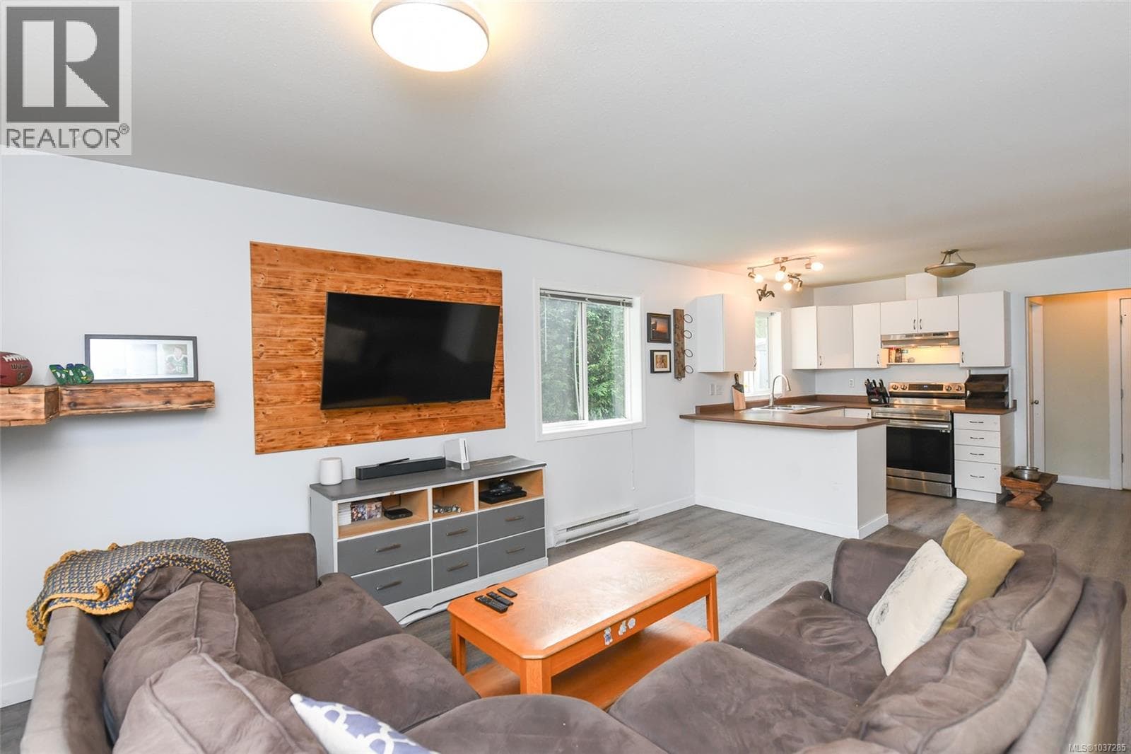 2238 TAMARACK DRIVE in 