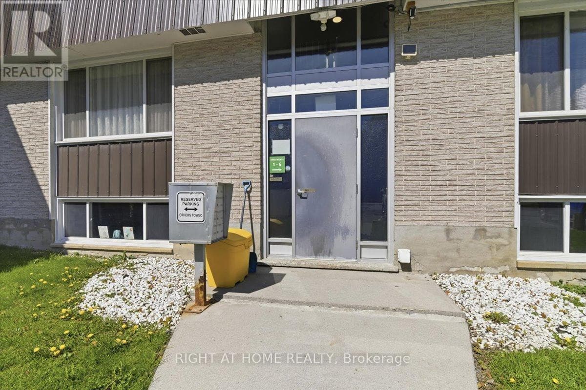 116 SASKATOON AVENUE N, Central Lakes — photo 2