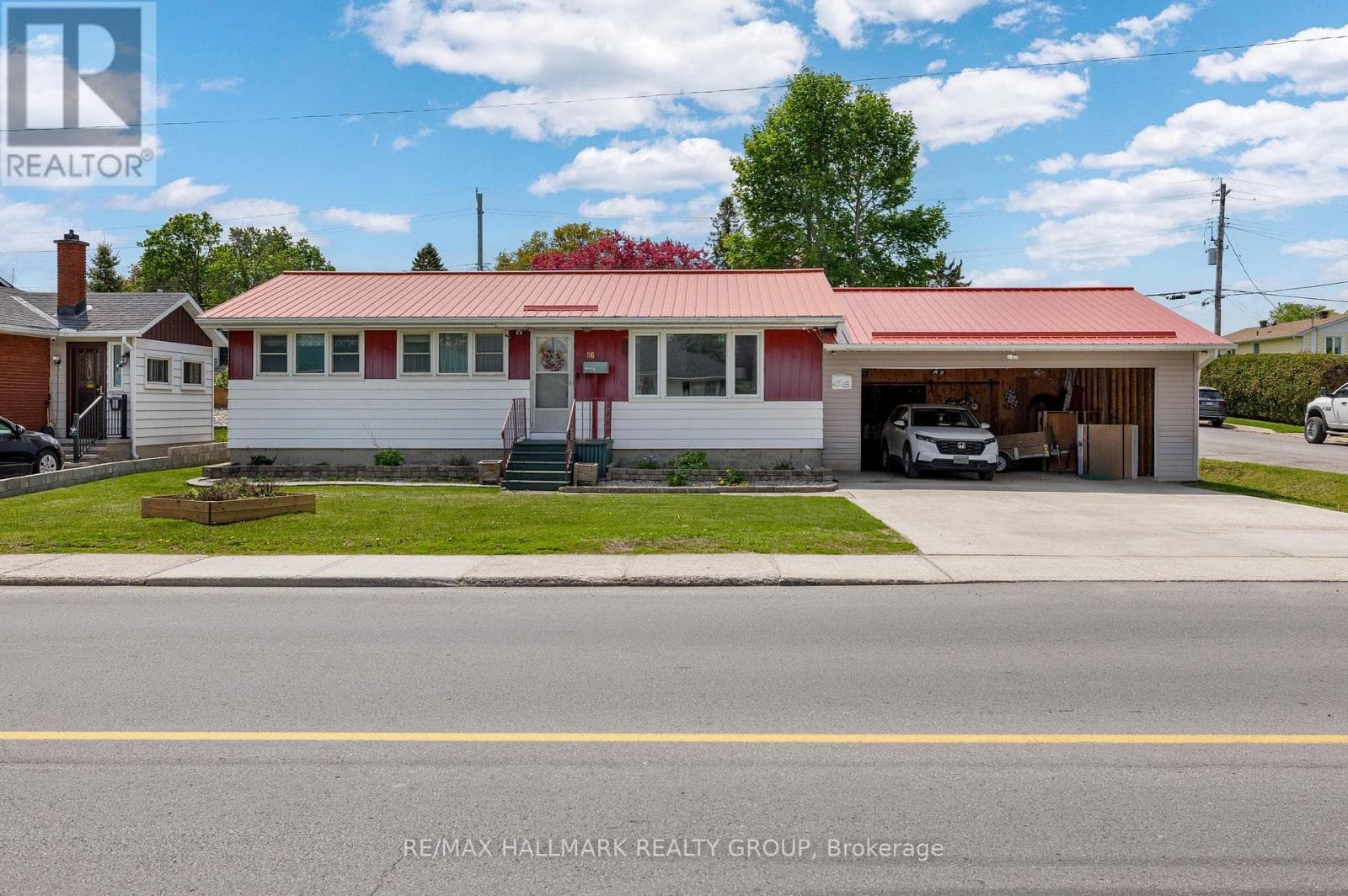 86 JASPER AVENUE in