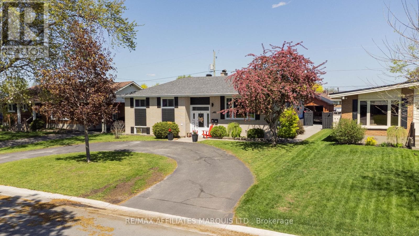 420 BEACH AVENUE in 