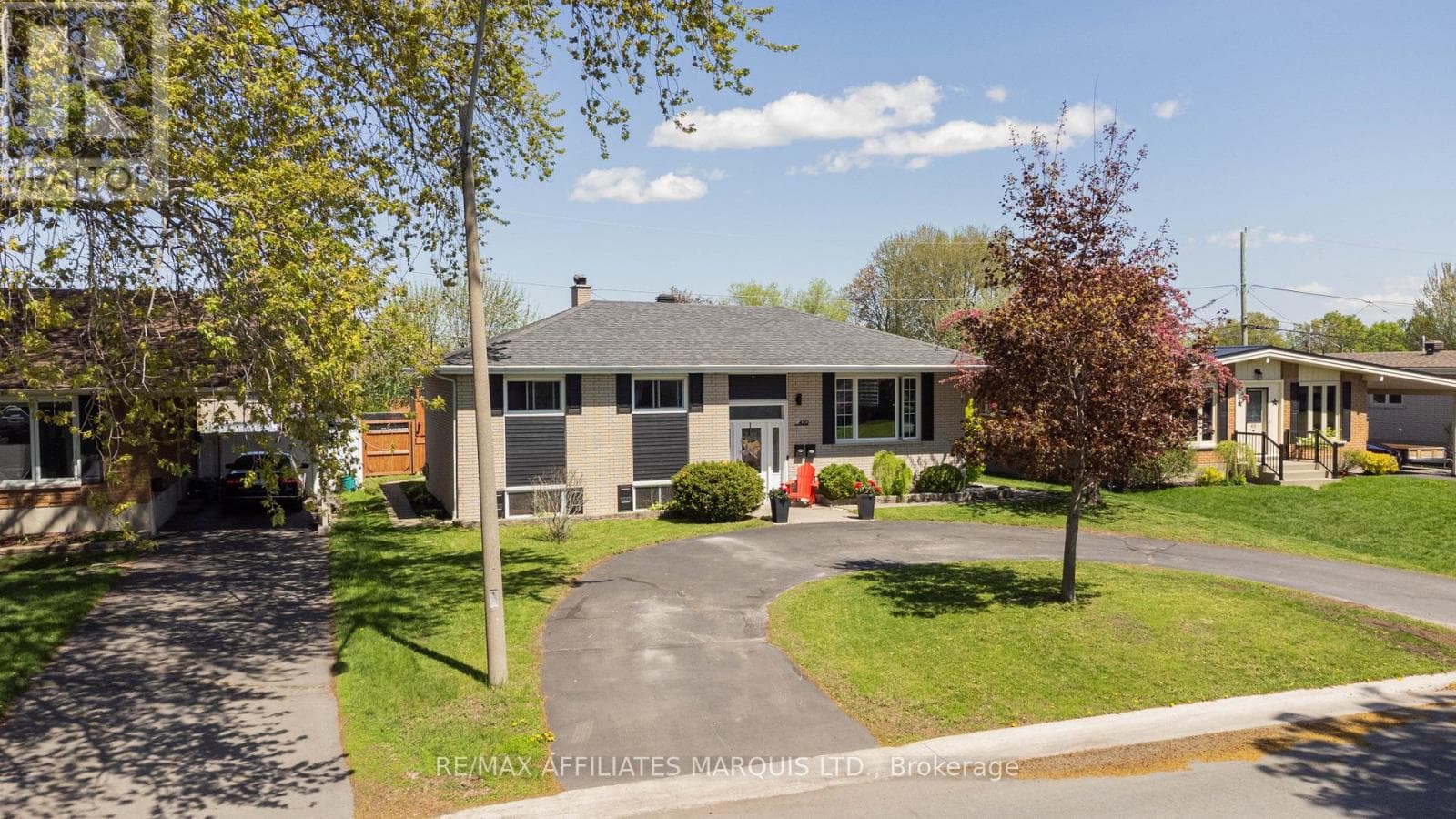 420 BEACH AVENUE, Cornwall — photo 2
