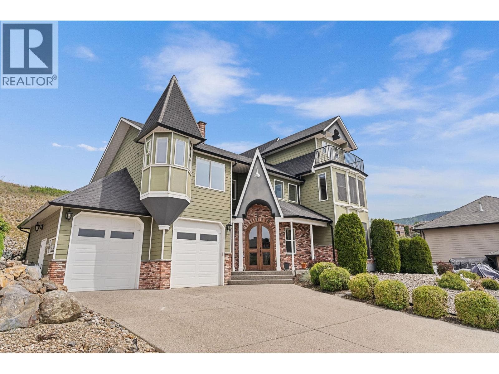 1011 FOOTHILLS COURT in 