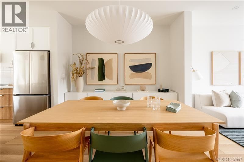 105 3230 Glendale Pl, Victoria — photo 5