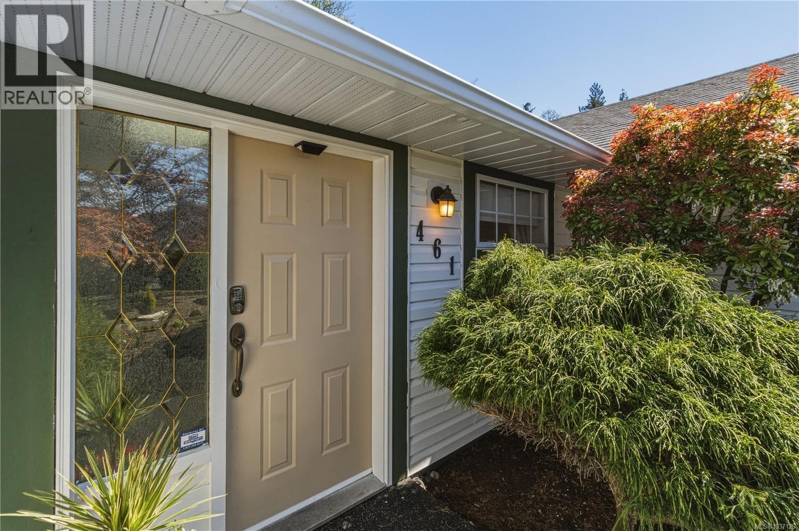 461 Rowan Dr, Vancouver Island — photo 2
