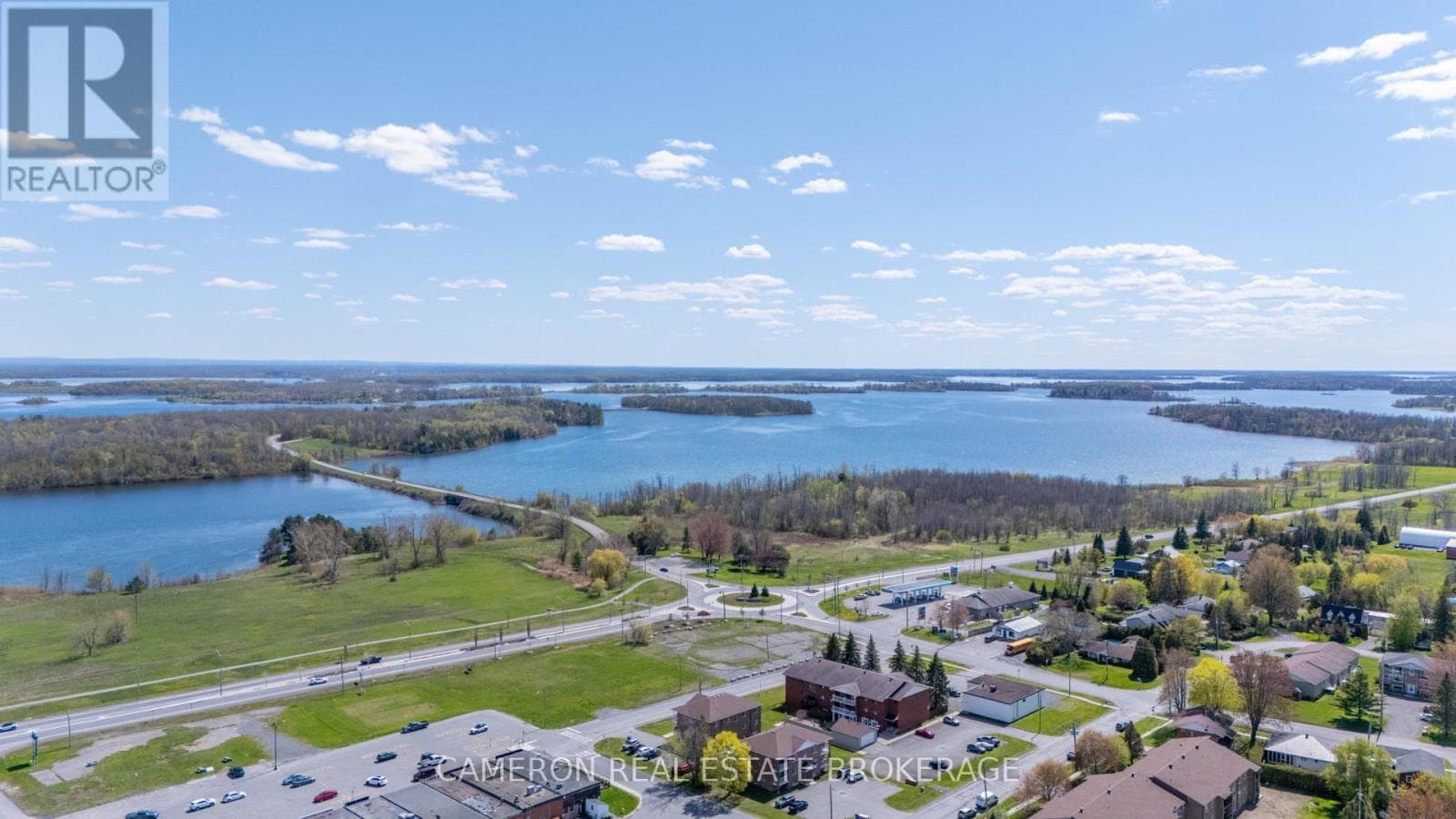 27 LONG SAULT DRIVE, Cornwall — photo 2