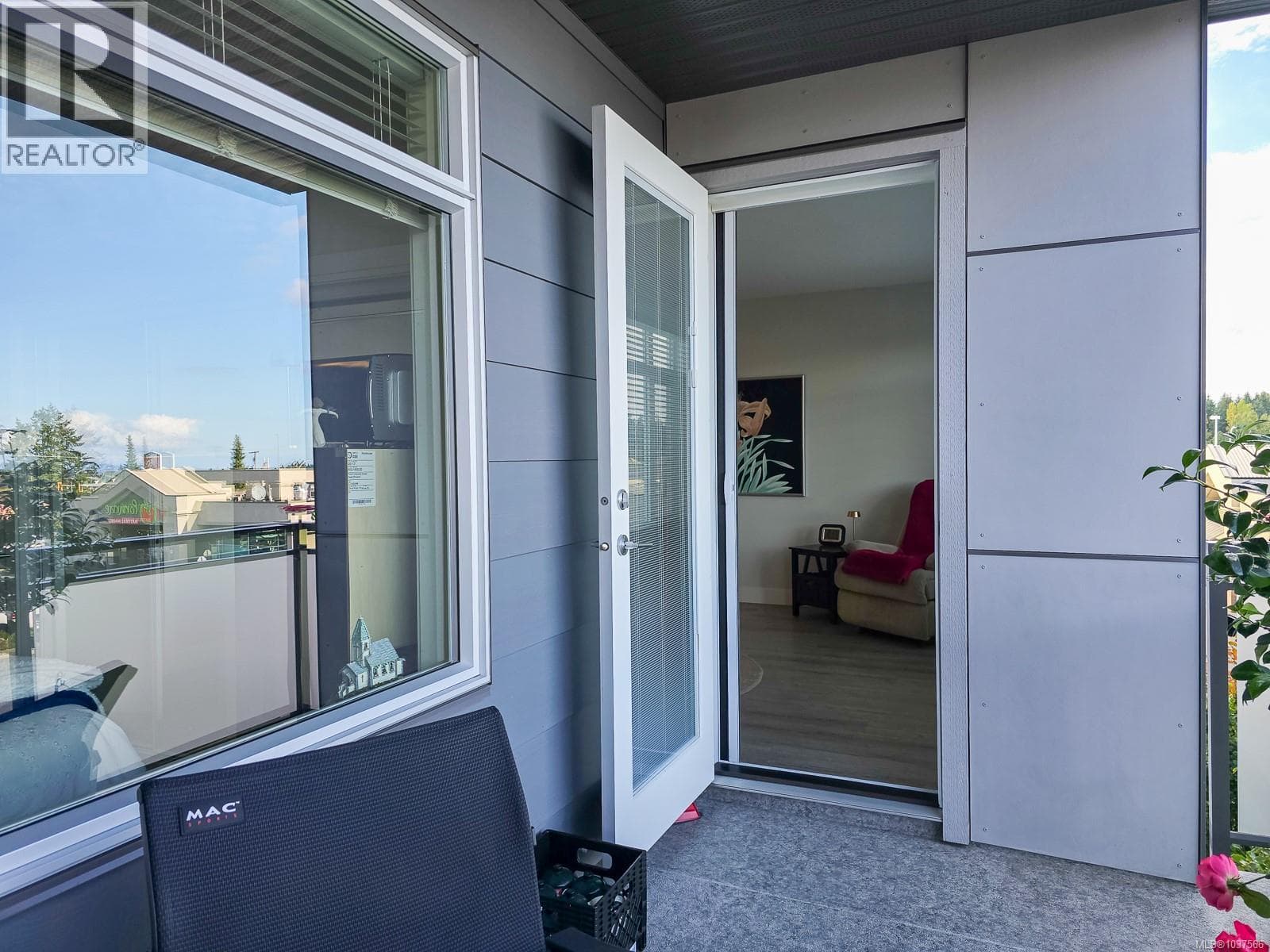 204 6544 Metral Dr, Vancouver Island — photo 5