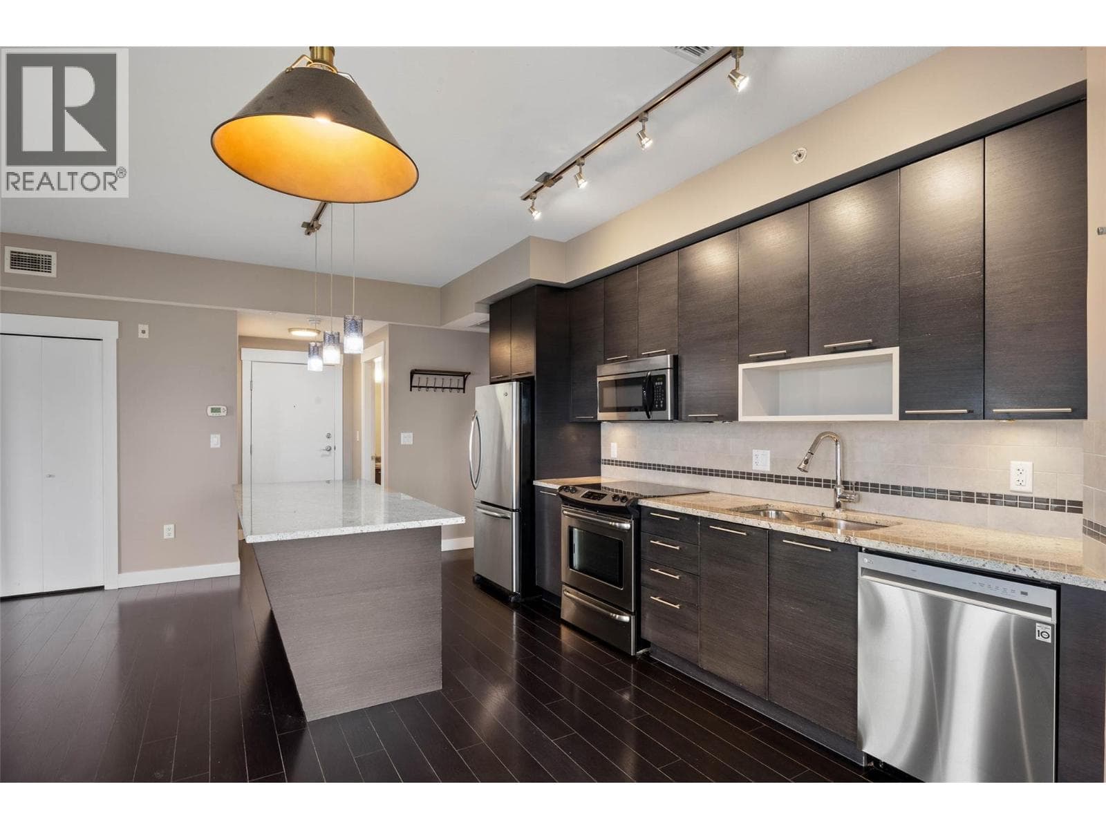1030 Talasa Way Unit# 2404, Interior REALTORS® — photo 4