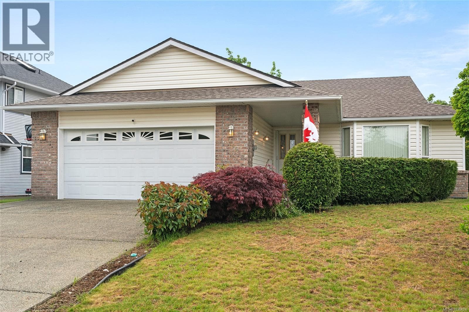 755 Ermineskin Ave in