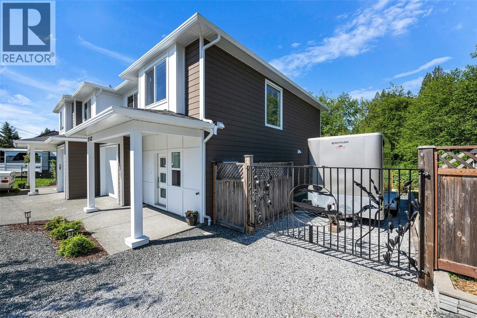 2142 Winfield Dr, Victoria — photo 5