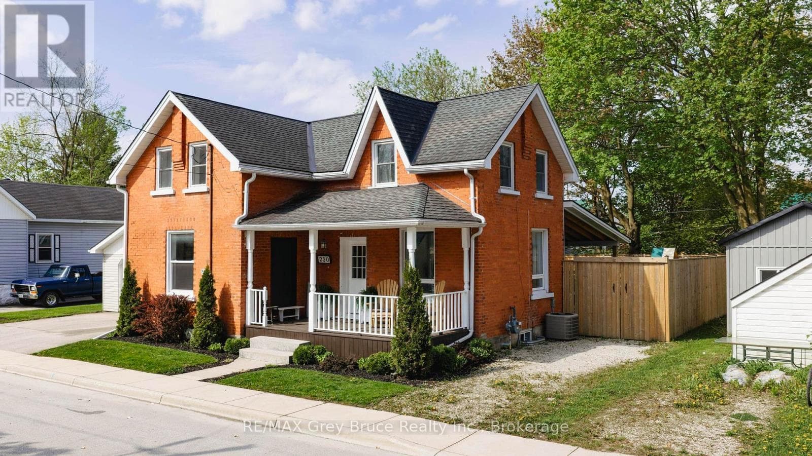230 2ND AVENUE SOUTHEAST in 