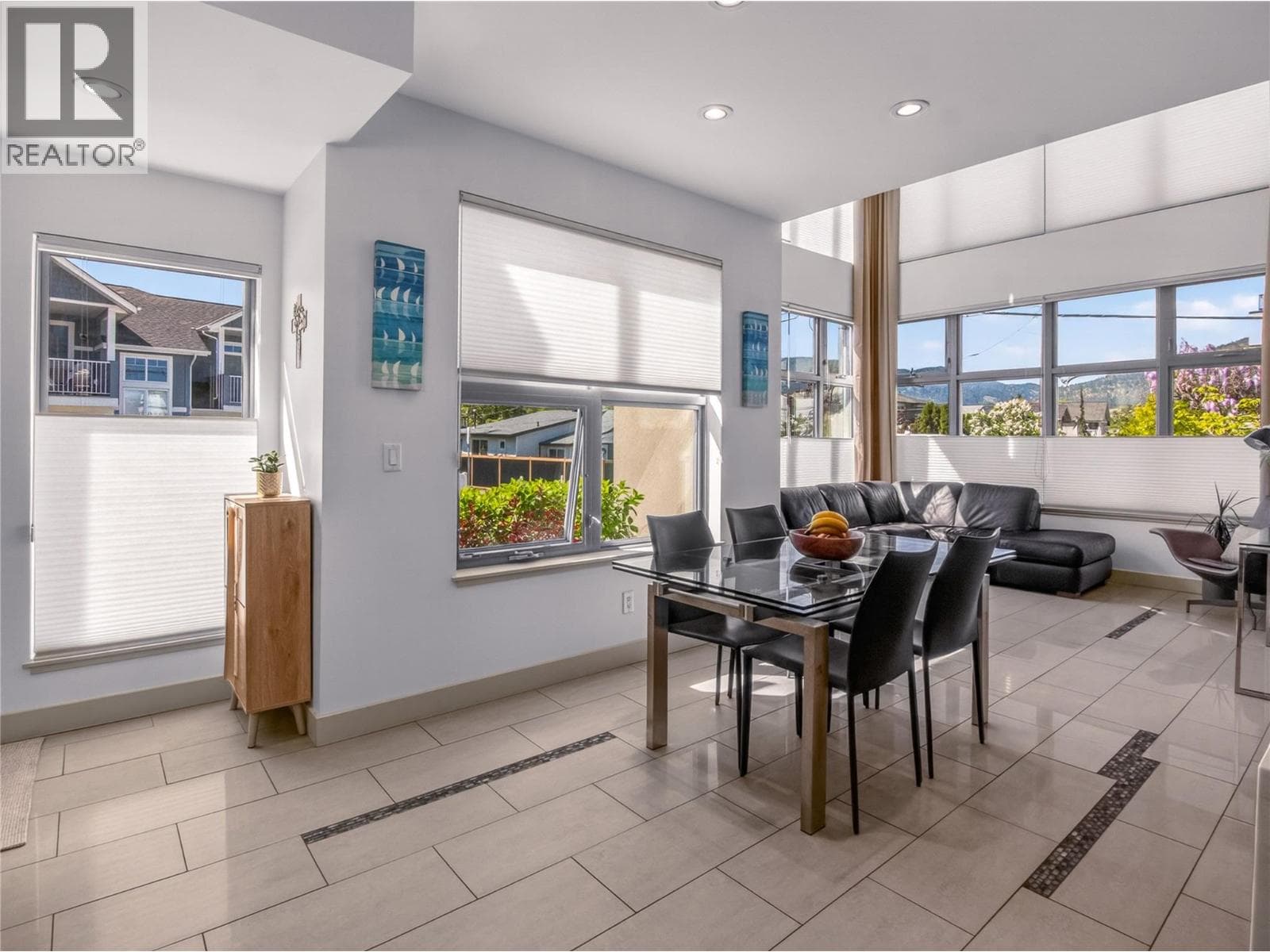433 Churchill Avenue Unit# 101, Interior REALTORS® — photo 4