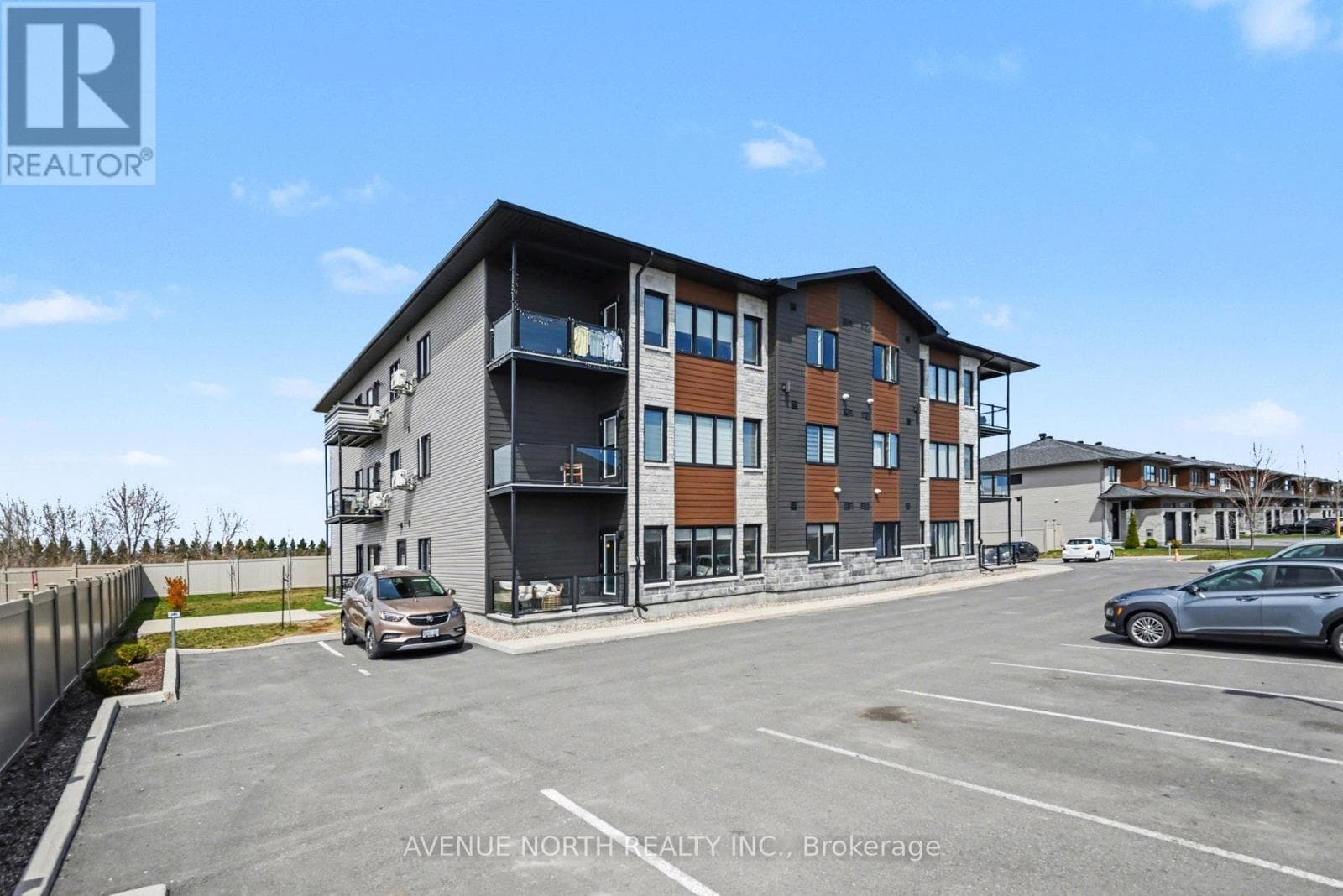 102 - 271 BELFORT STREET, Ottawa — photo 3