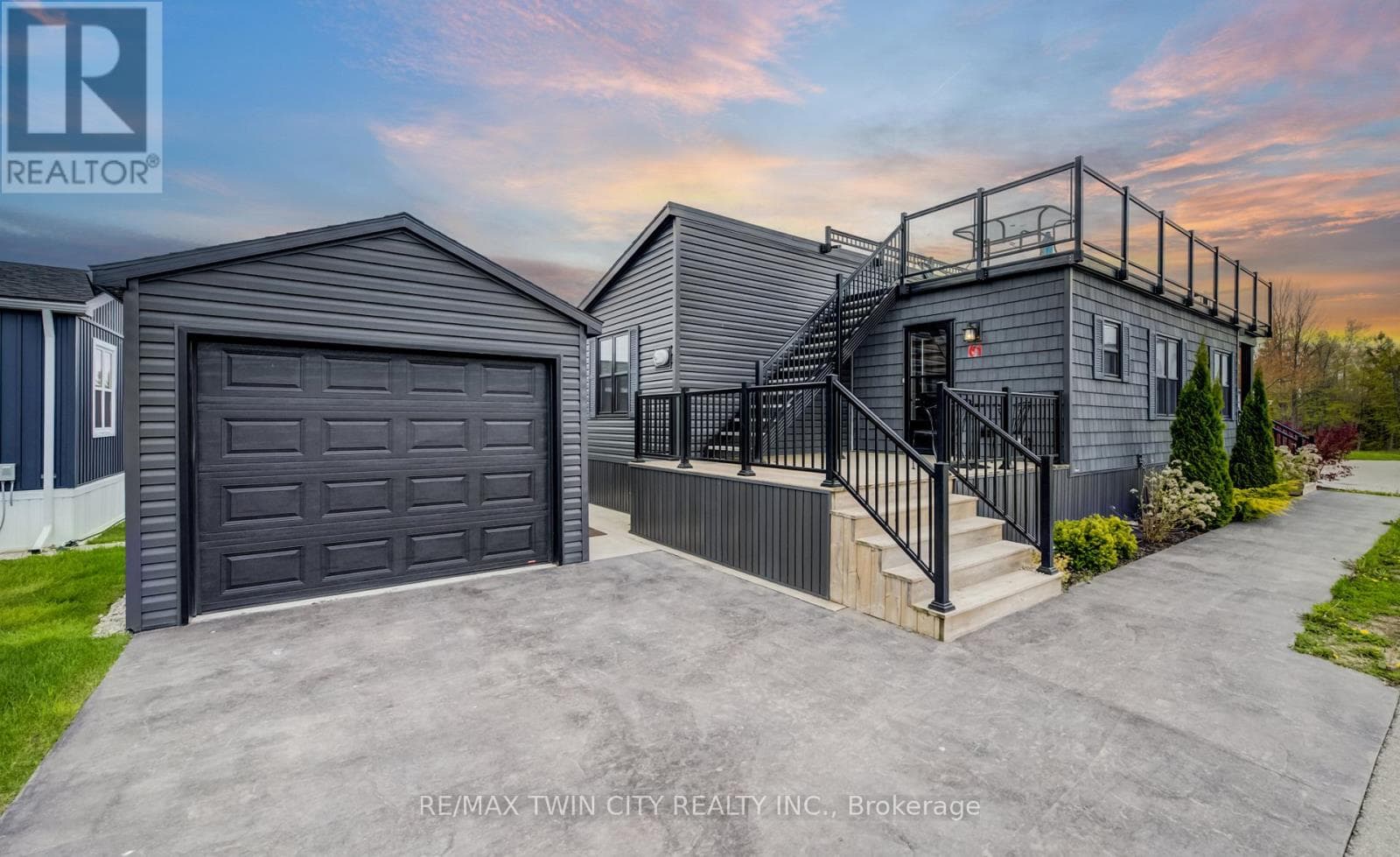 77683 BLUEWATER Highway Unit# 61, Toronto — photo 4