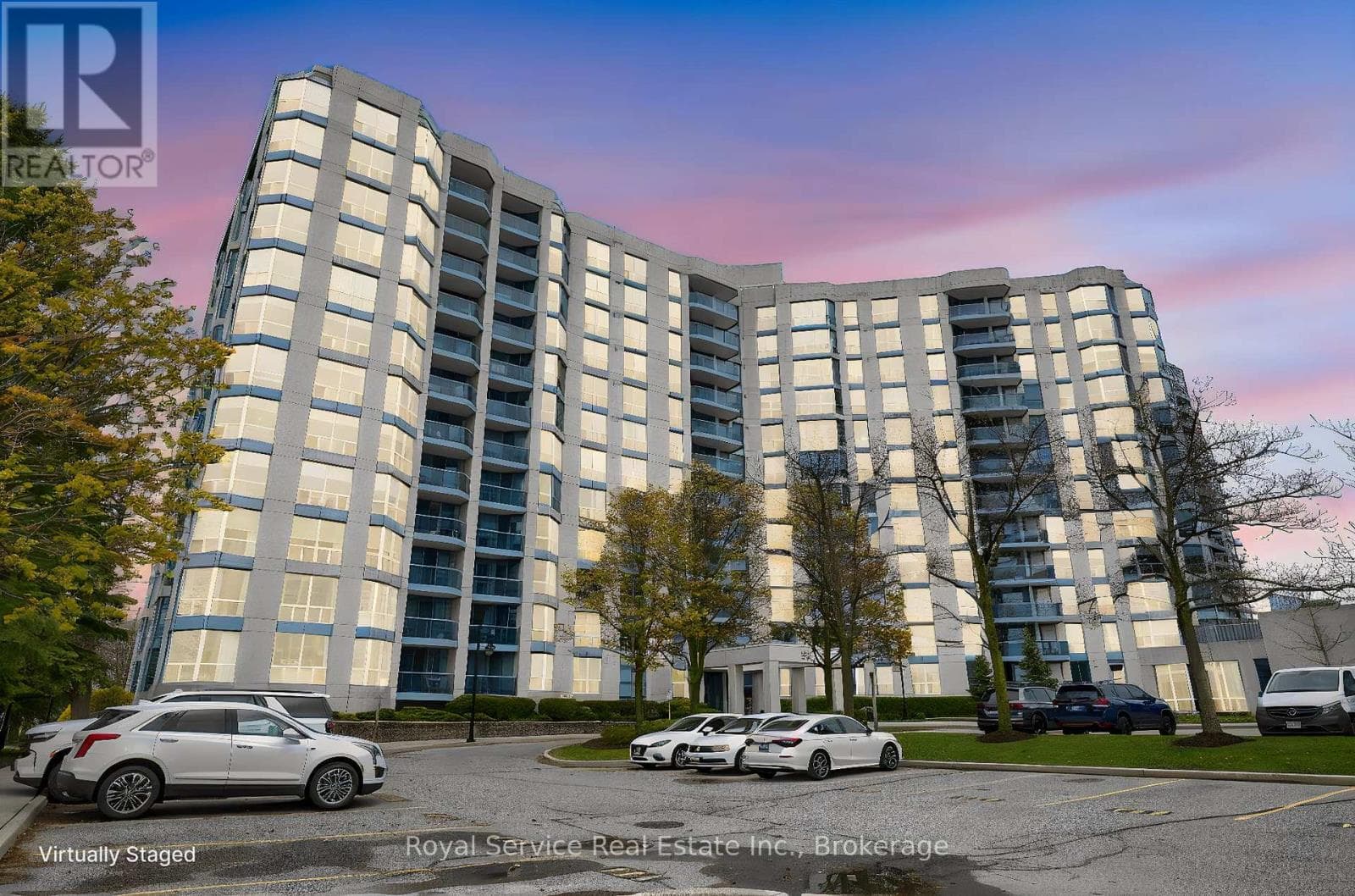 910 - 360 WATSON STREET W in Port Whitby