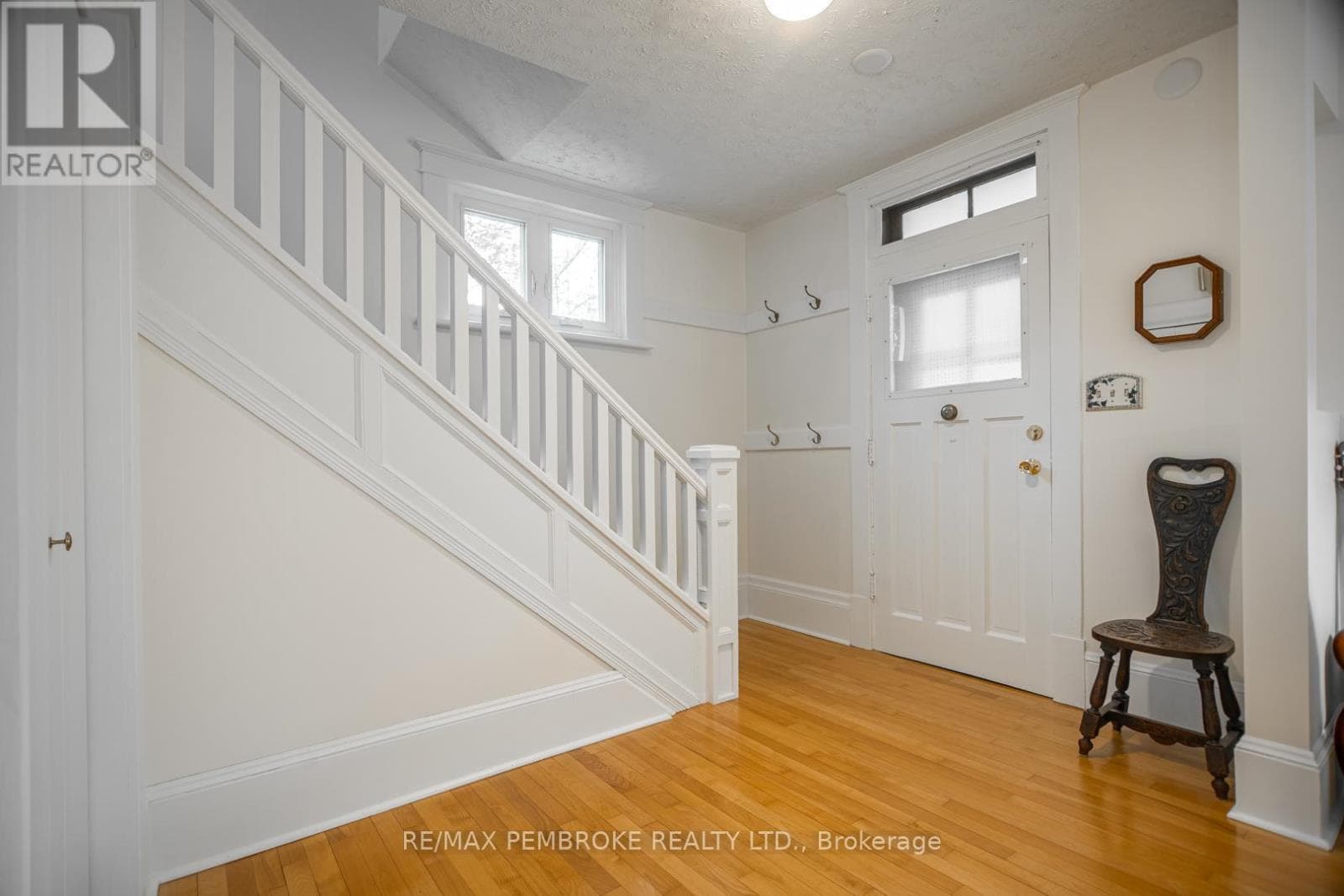 348 ESTHER STREET, Renfrew County — photo 5