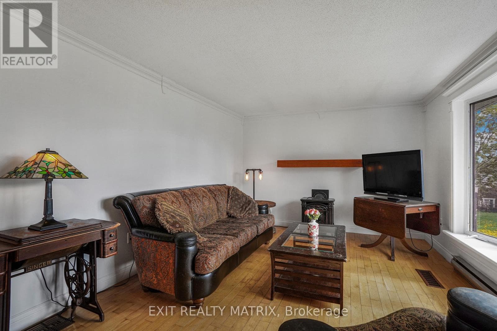 136 MARTEL CRESCENT, Cornwall — photo 5