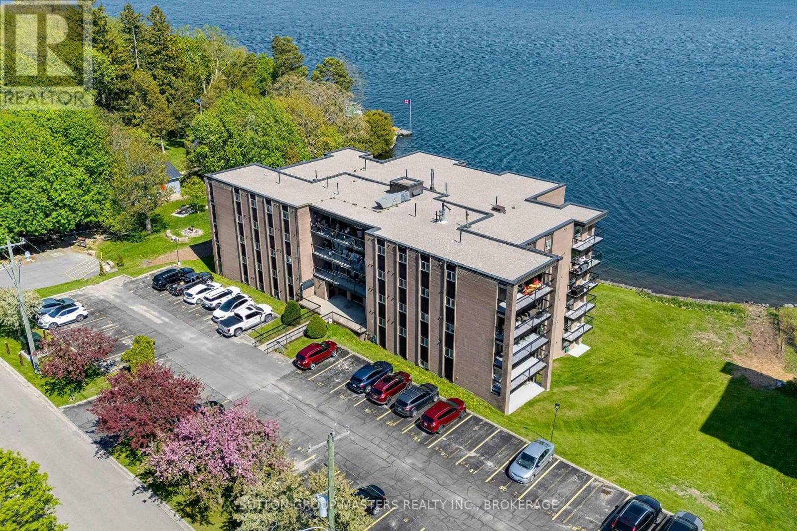 302 - 610 WILLIAM STREET SOUTH in 