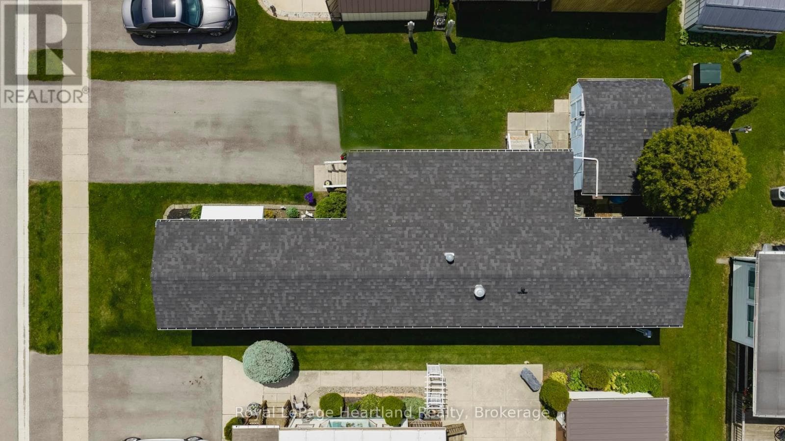 45 REDFORD DRIVE, OnePoint — photo 2
