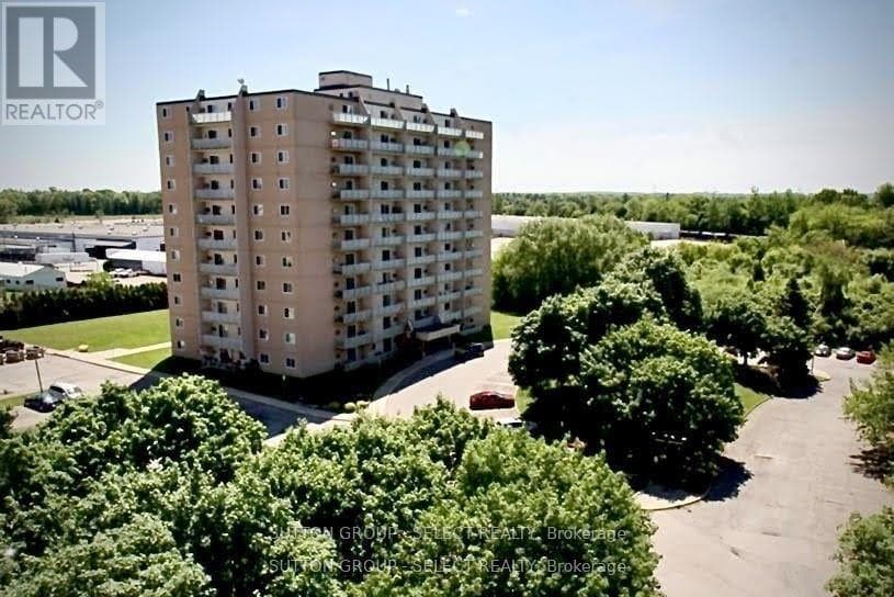 212 - 563 MORNINGTON AVENUE in Carling