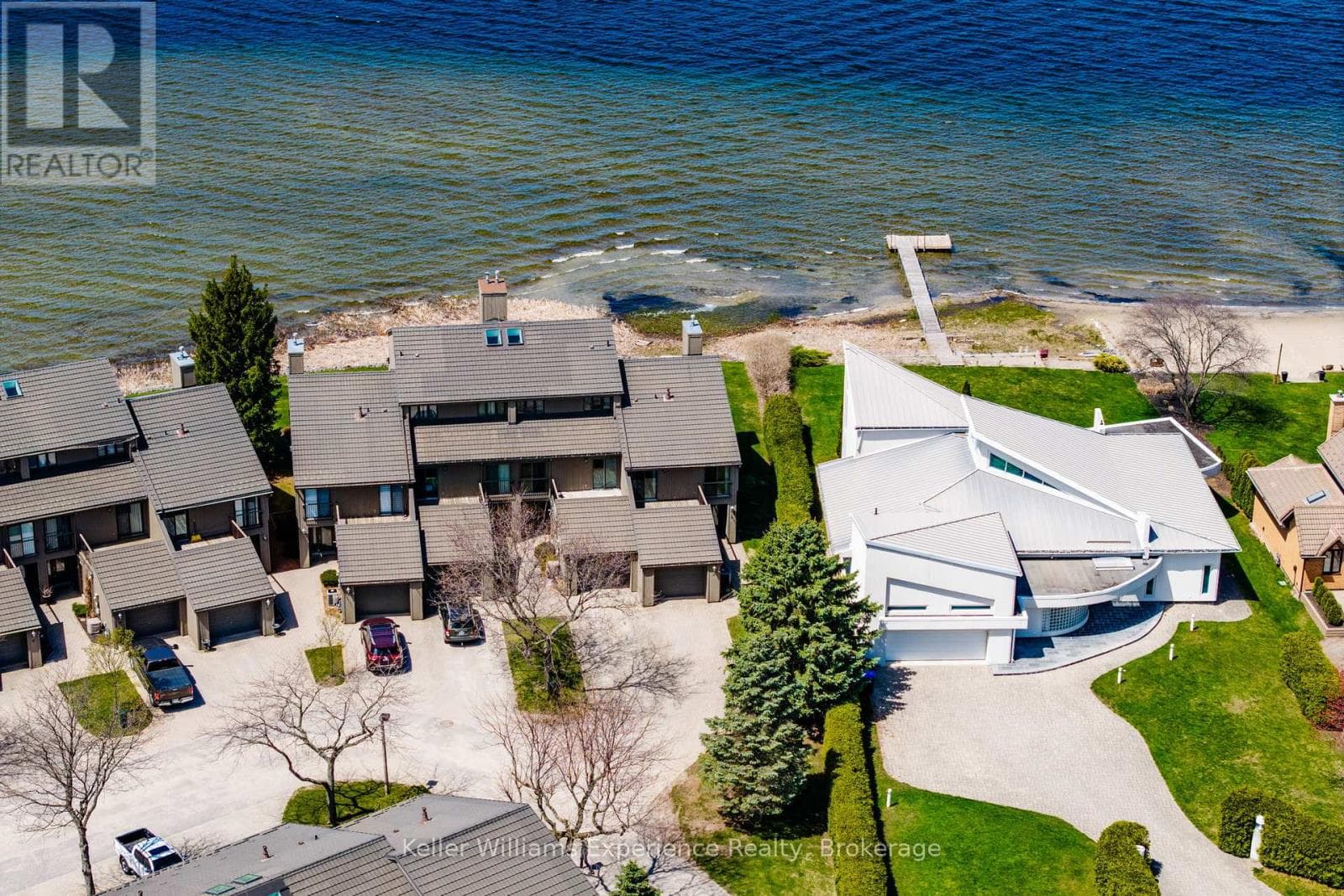 5 - 8 BECK BOULEVARD in 