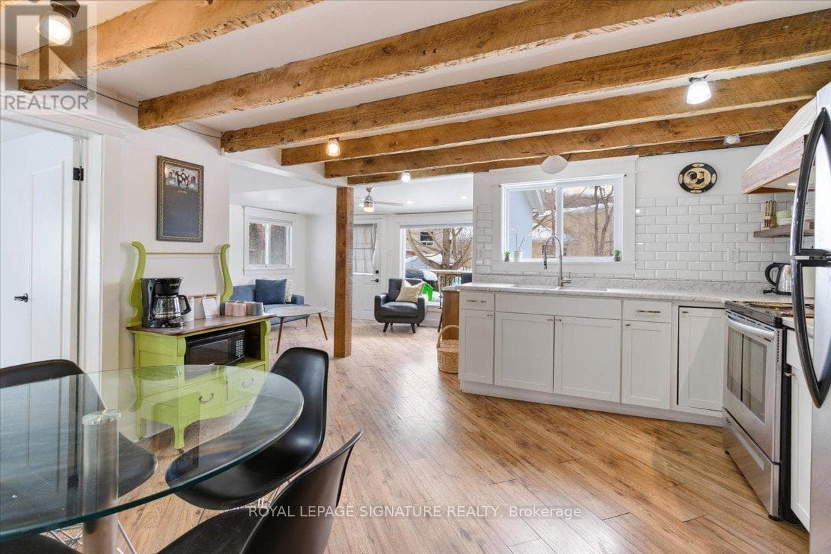 42 YORK STREET, Toronto — photo 2