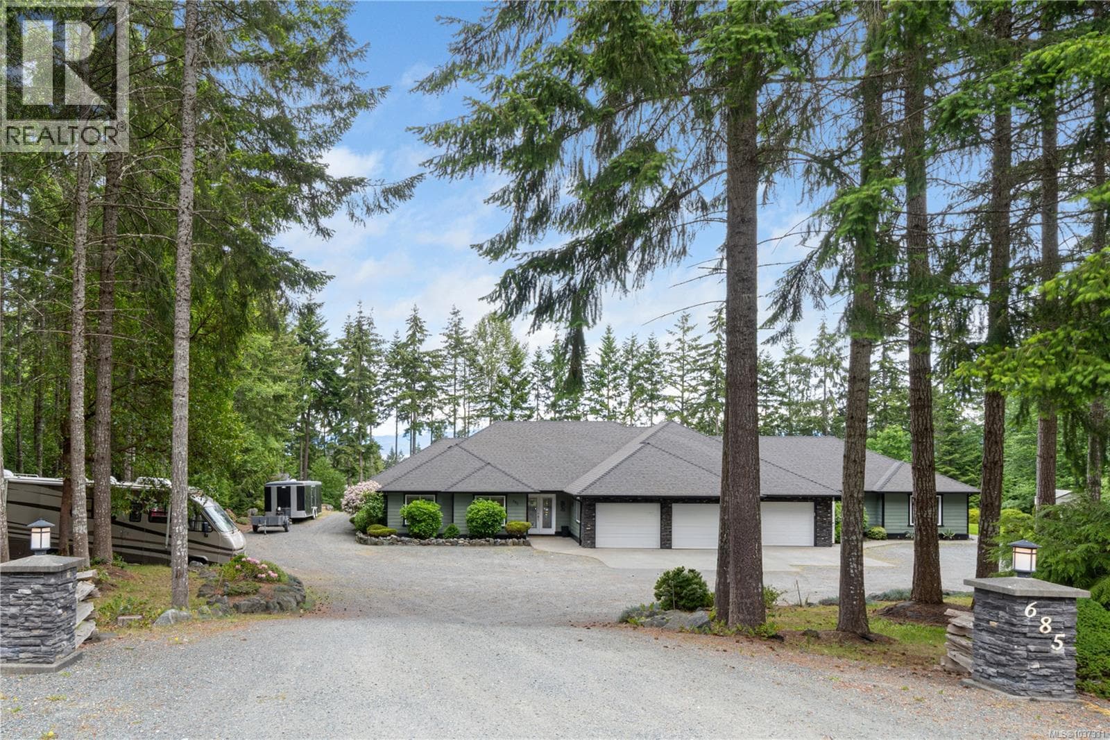 685 Wildgreen Way in 