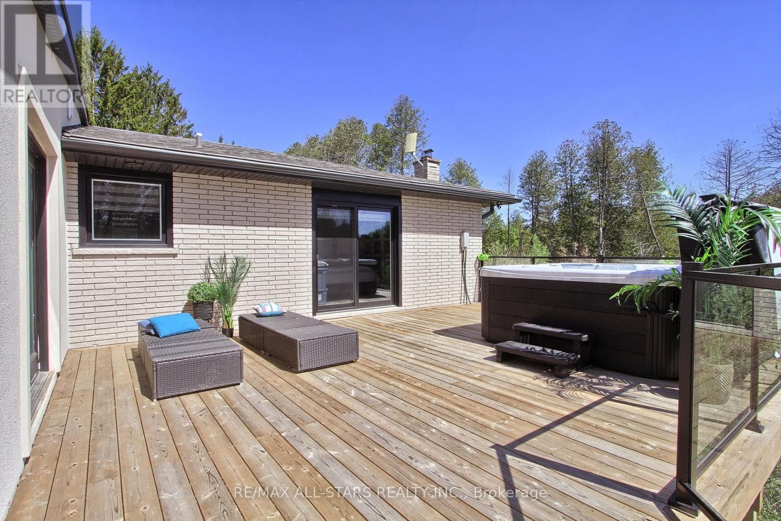 215 UXBRIDGE PICKERING TOWNLINE ROAD, Toronto — photo 2