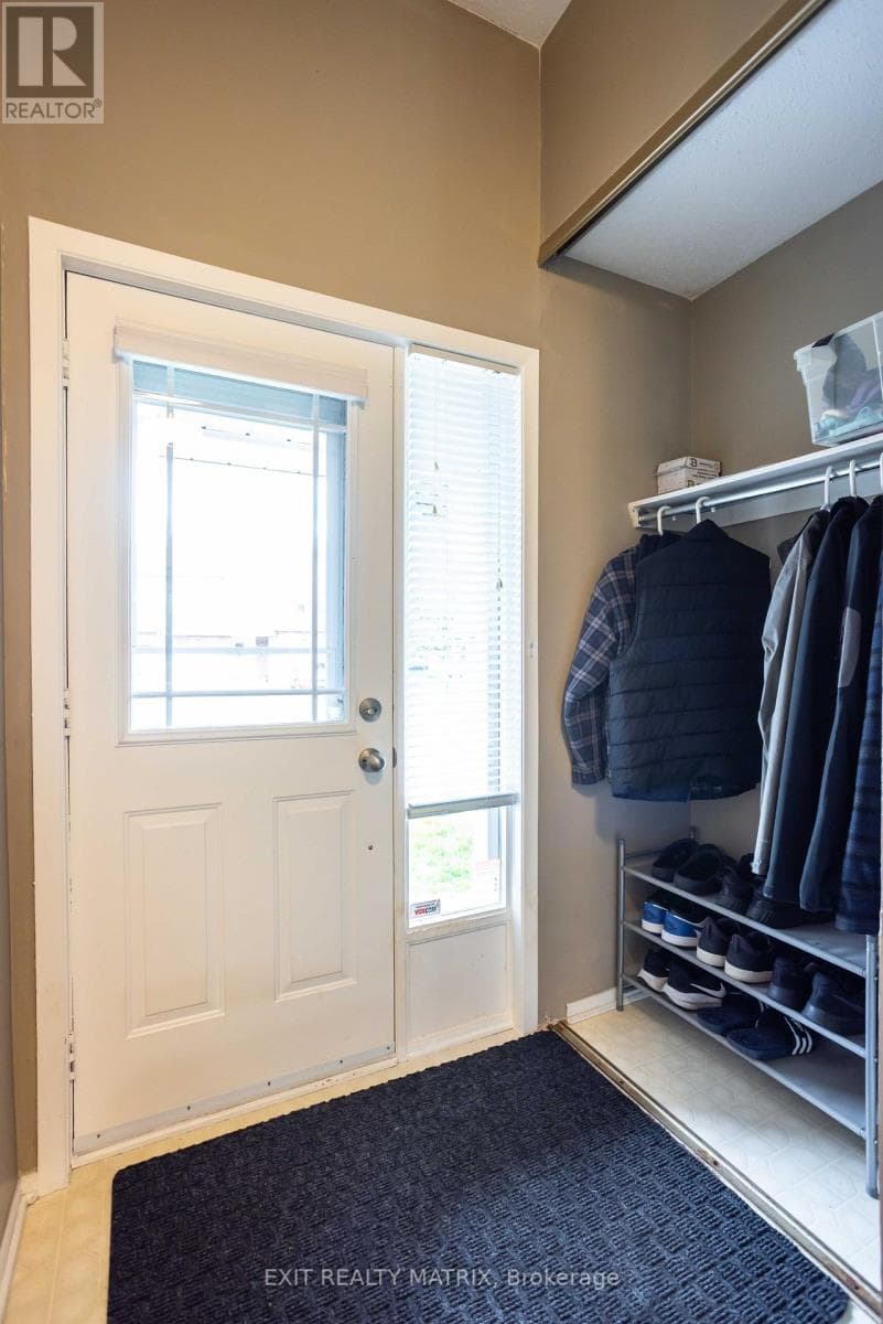 1521 BRIARFIELD CRESCENT, Ottawa — photo 5