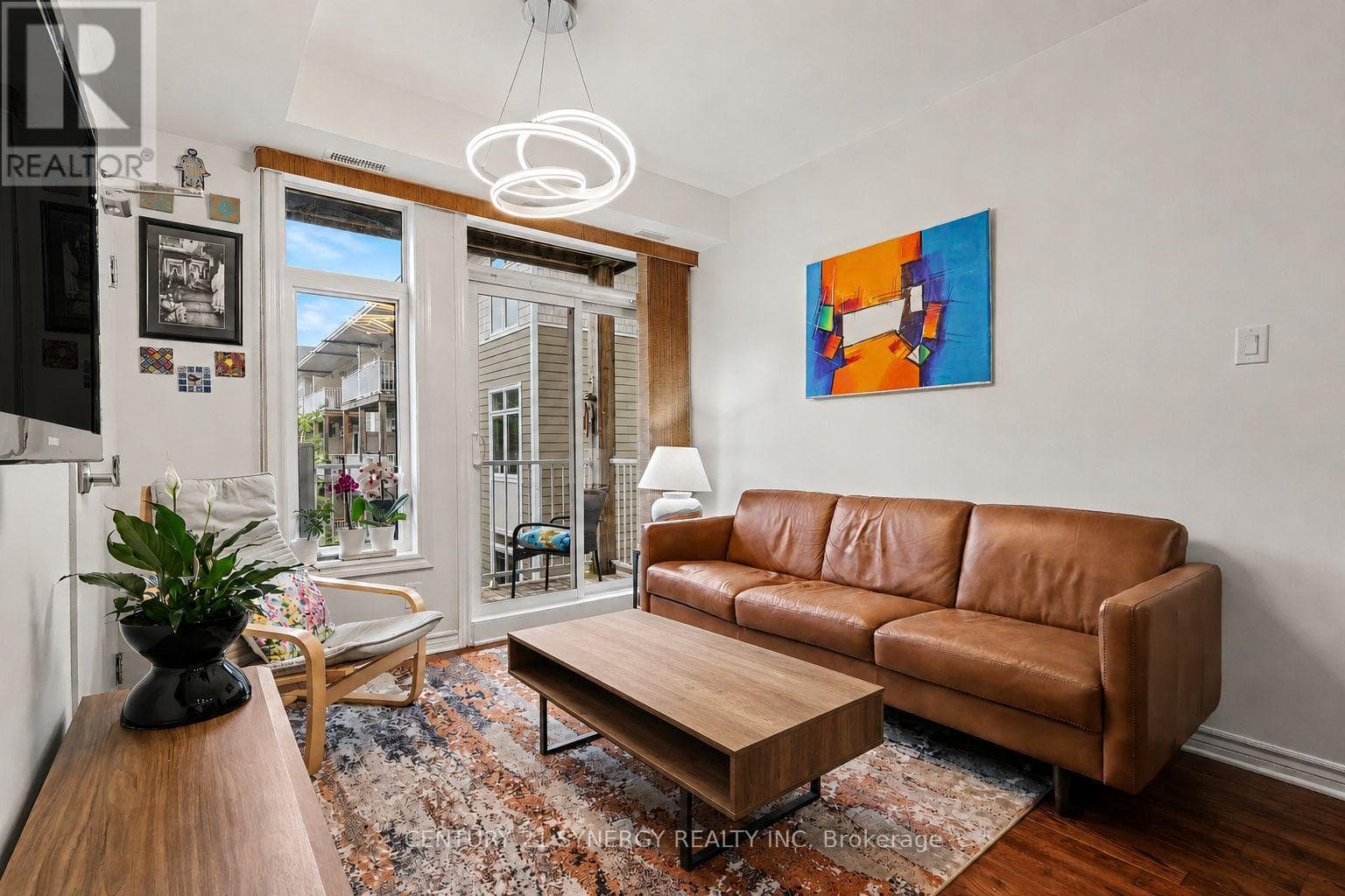 318 D EVEREST PRIVATE, Ottawa — photo 4