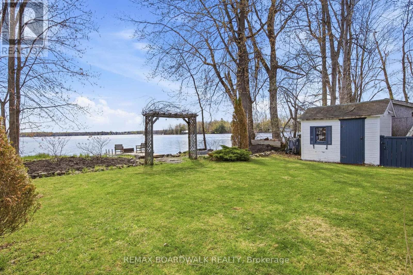124 MCCULLOUGH'S LANDING ROAD, Ottawa — photo 2