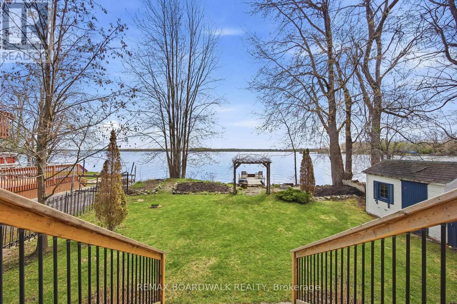 124 MCCULLOUGH'S LANDING ROAD, Ottawa