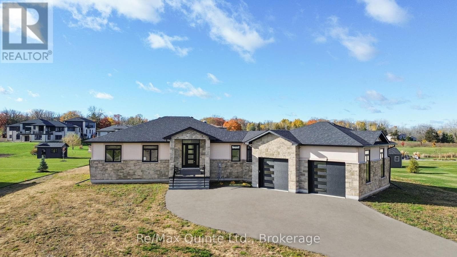 76 NAVIGATION DRIVE in 