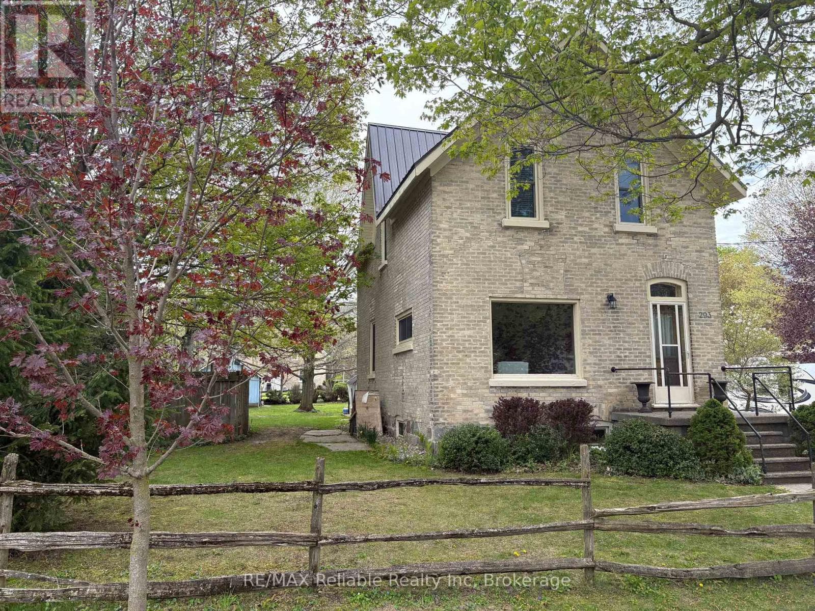 293 DRUMMOND STREET in 