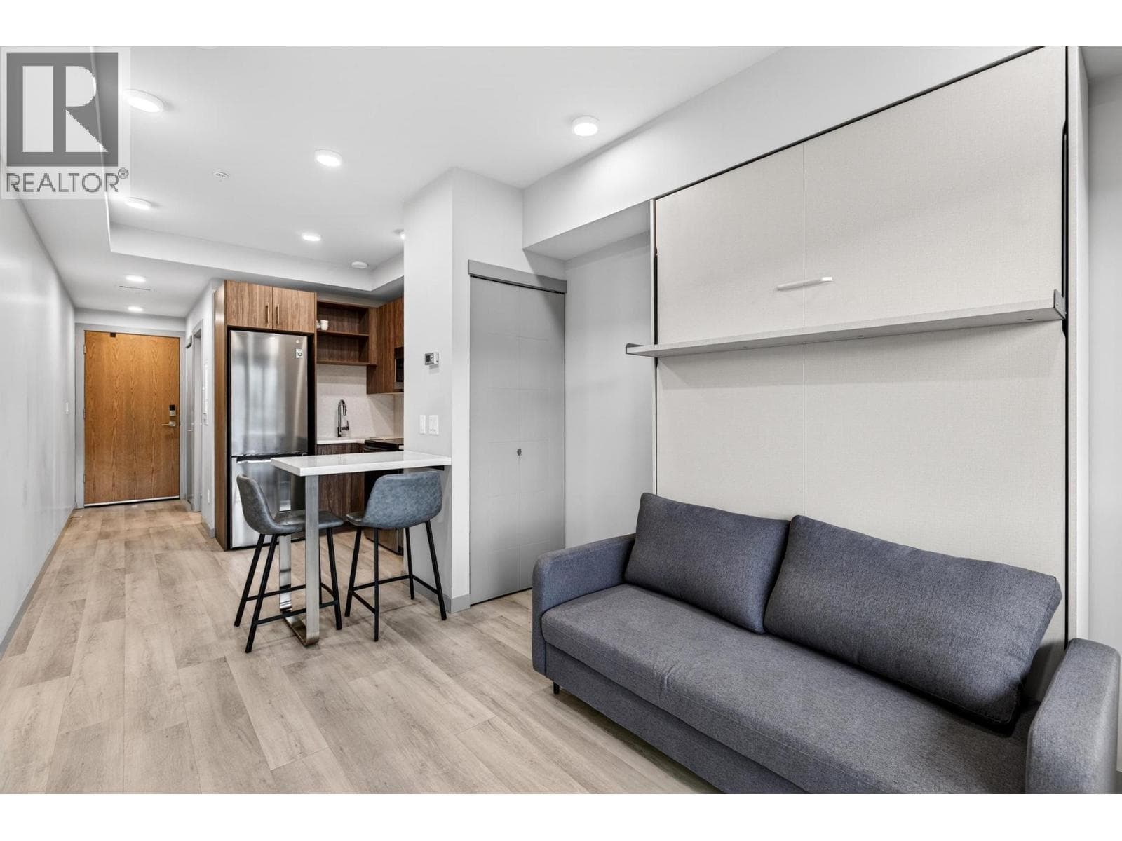 345 Dougall Road N Unit# 317, Interior REALTORS® — photo 3