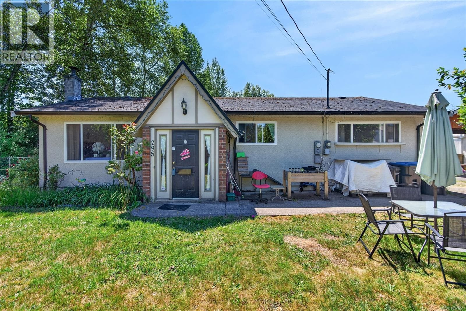 295 CENTENNIAL DRIVE in 