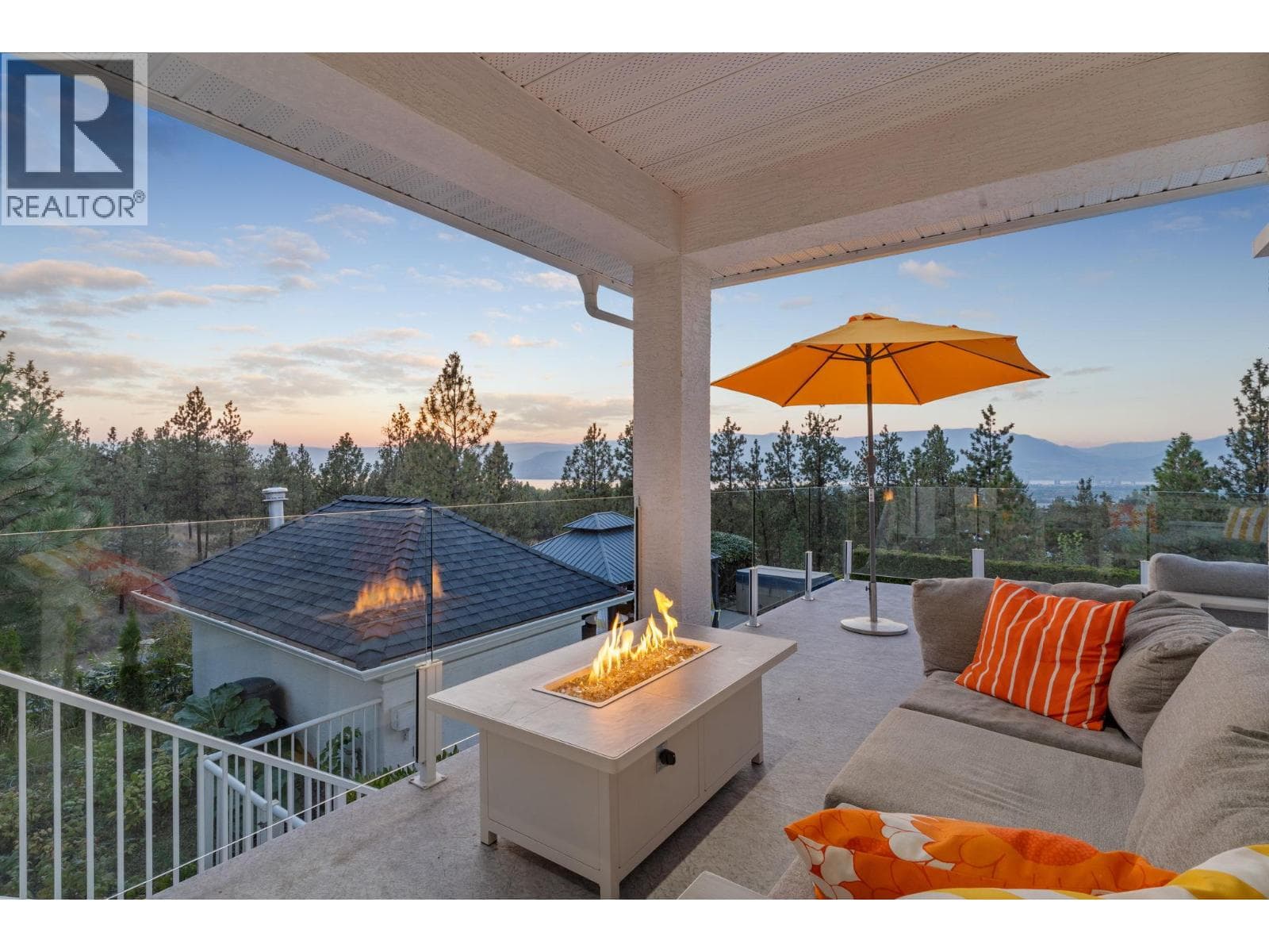 2270 GRANTHAM ROAD, Interior REALTORS® — photo 4