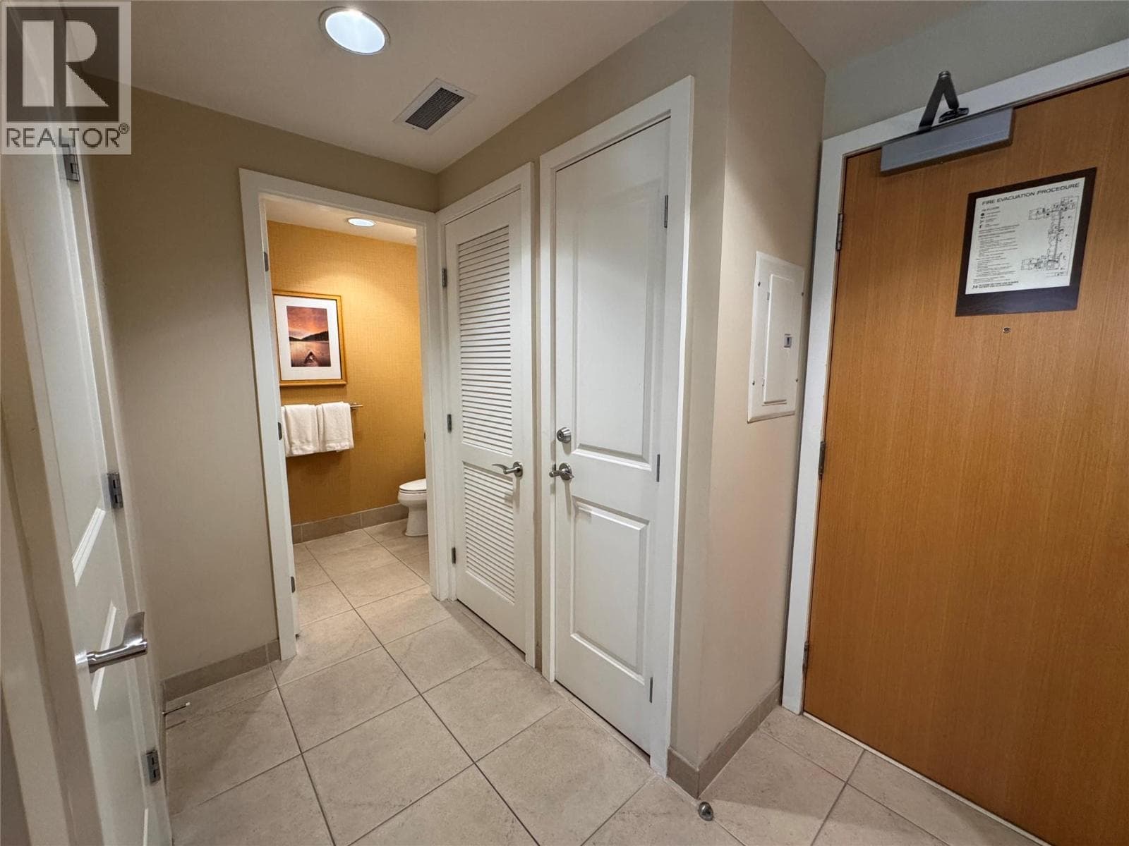 15 Park Place Unit# 113, Interior REALTORS® — photo 3