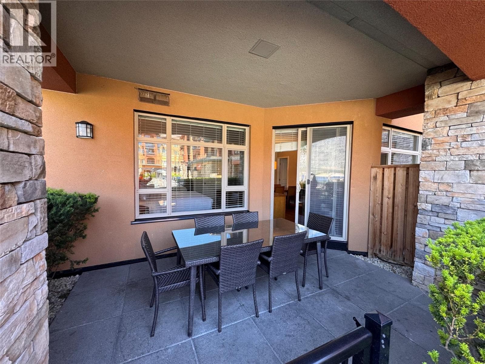 15 Park Place Unit# 113, Interior REALTORS® — photo 2