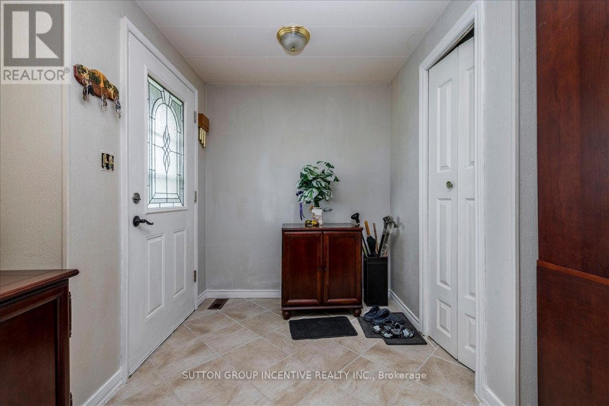 6 PINE HILL COURT, Toronto — photo 4