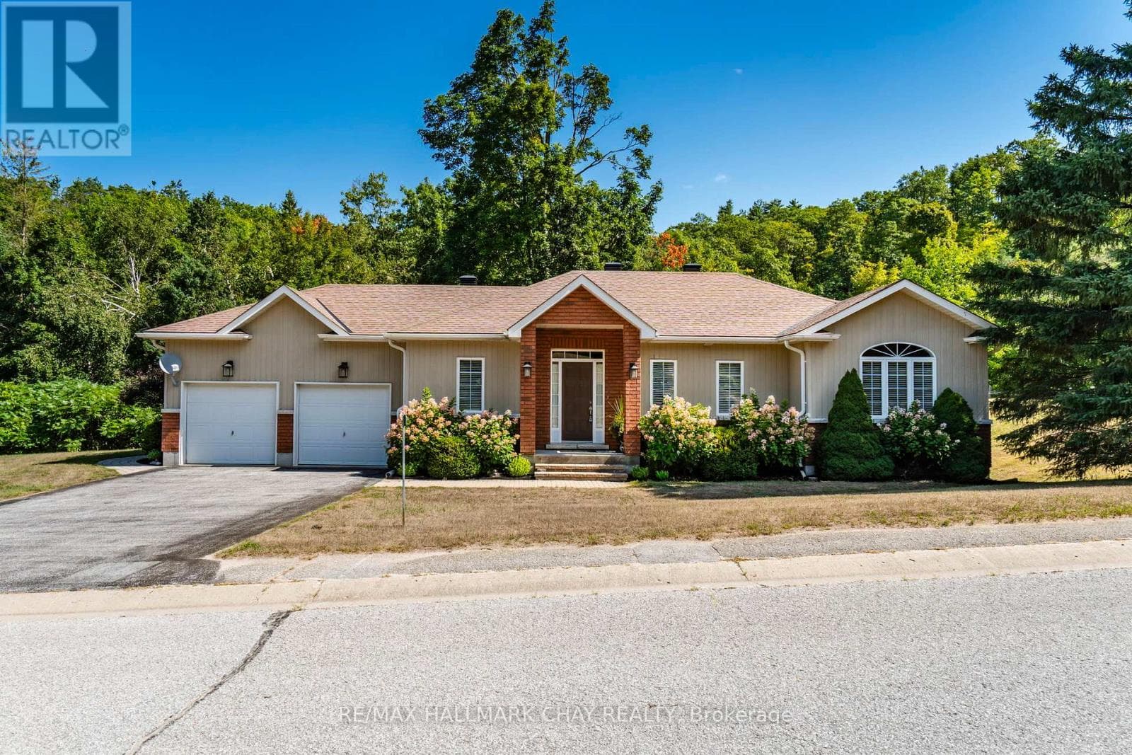 32 VALLEYCREST DRIVE in 