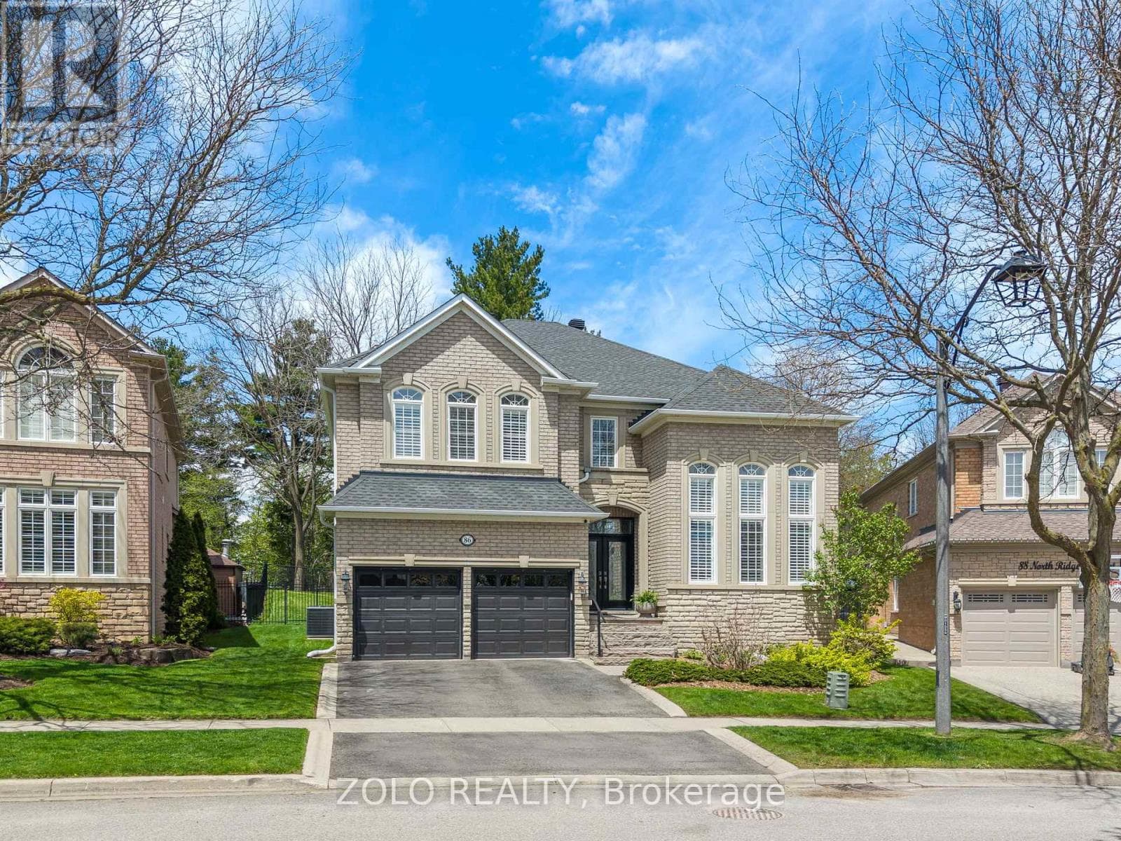 86 NORTH RIDGE CRESCENT in 