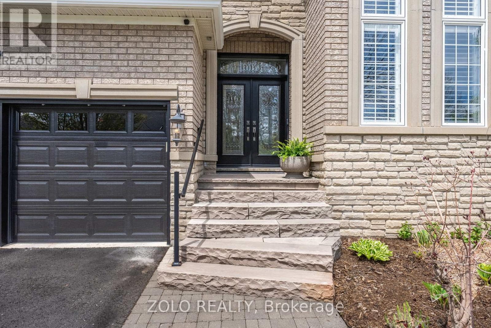 86 NORTH RIDGE CRESCENT, Toronto — photo 2