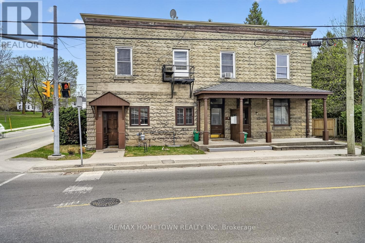 61 PEARL STREET E in 