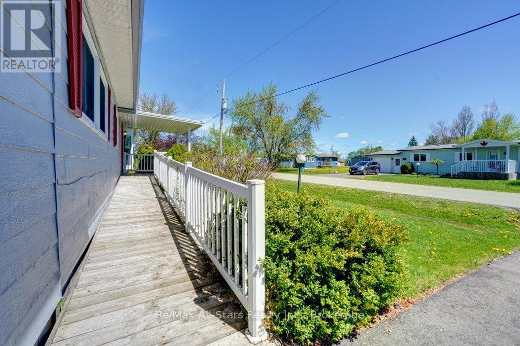 6 VISTA DRIVE, Central Lakes — photo 3