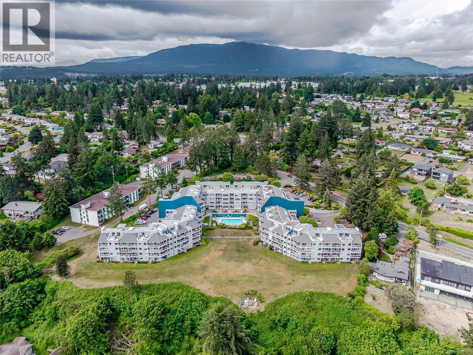 601 2560 Departure Bay Rd, Vancouver Island — photo 3