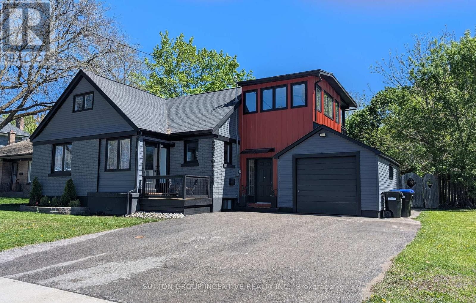 295 QUEEN STREET in 
