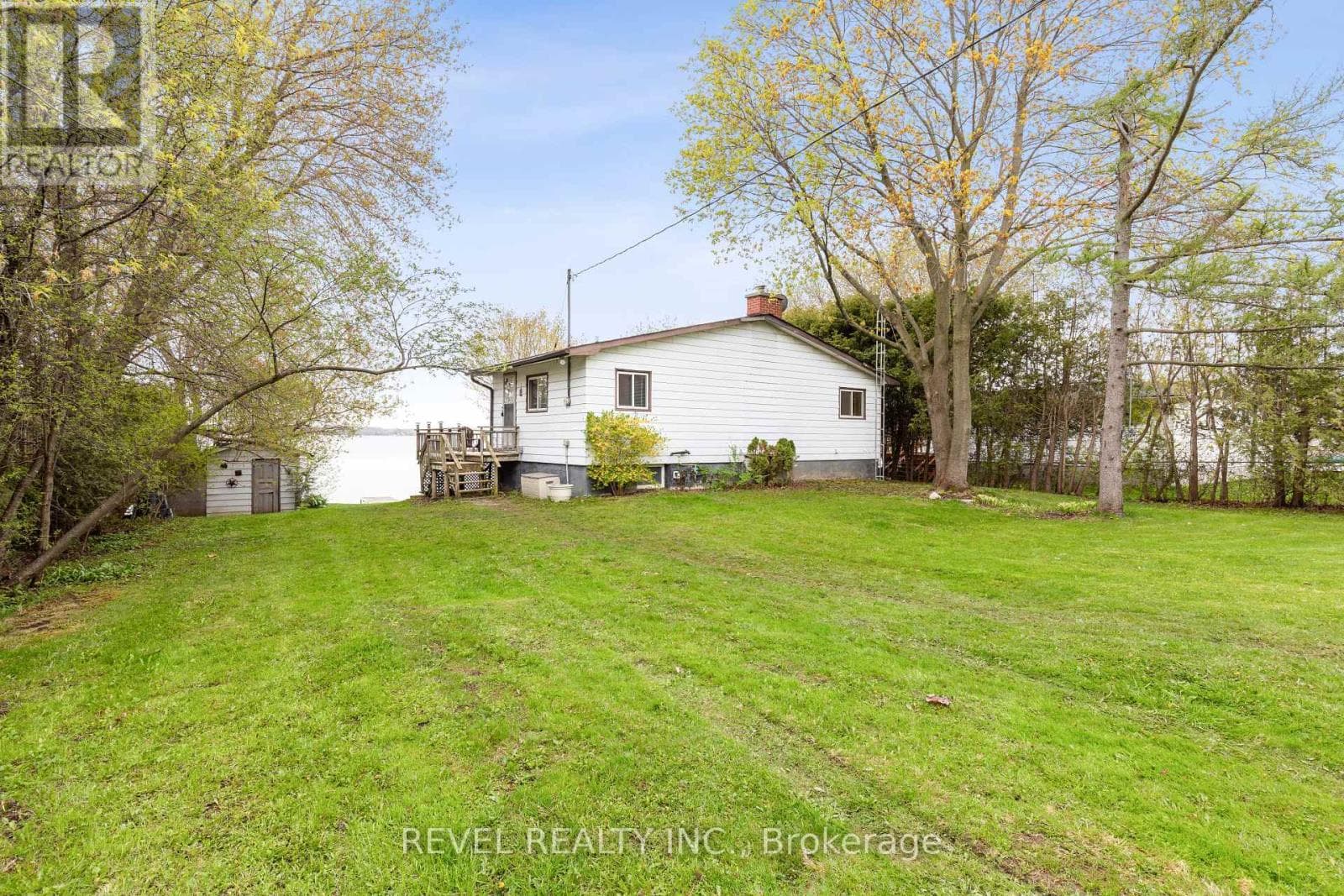 18 LAKEVIEW BOULEVARD, Central Lakes — photo 4