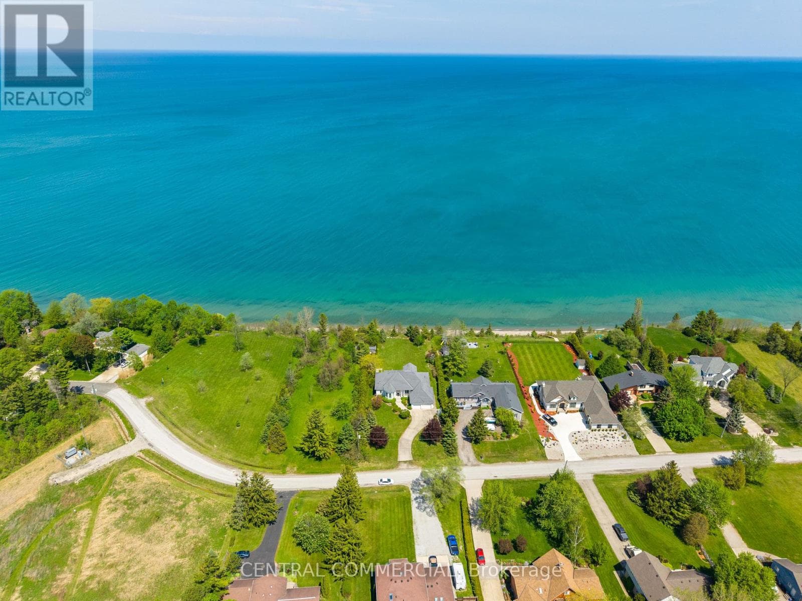 4266 BLUEPOINT DRIVE, Toronto — photo 3