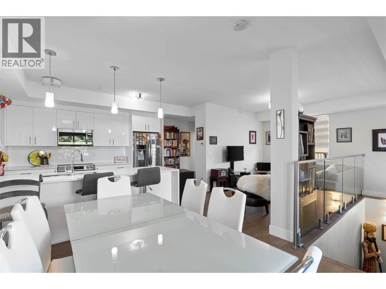 227 BATTLE Street Unit# 101, Interior REALTORS® — photo 4